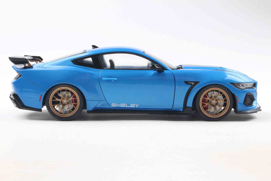 Ford SHELBY MUSTANG SUPER SNAKE GRABBER BLUE METALLIC 2025 SOLIDO 1:18