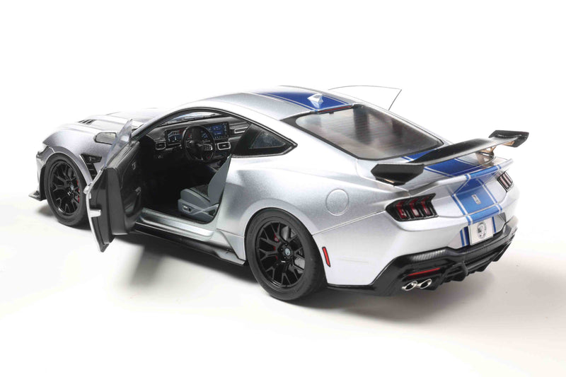 Load image into Gallery viewer, Ford SHELBY MUSTANG SUPER SNAKE GREY 2025 SOLIDO 1:18
