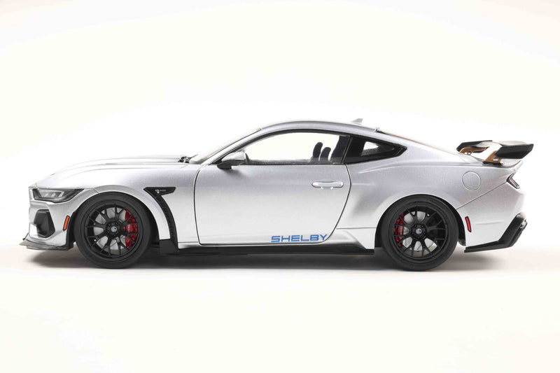 Load image into Gallery viewer, Ford SHELBY MUSTANG SUPER SNAKE GREY 2025 SOLIDO 1:18
