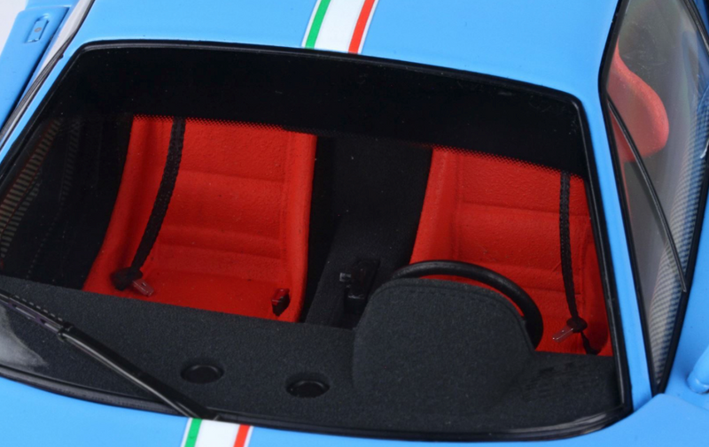 Load image into Gallery viewer, Ferrari F40 Light Blue With Italian Flag Stripe And Black Rims BBR-Kyosho with display case (LIMITED EDITION 40/54 pieces) BBR Models 1:18
