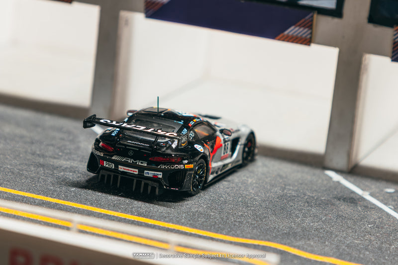 Chargez l'image dans la visionneuse de la galerie, MERCEDES-BENZ AMG GT GT3 #88 JULES GOUNON 24H OF SPA WINNER 2022 TARMAC WORKS 1:64
