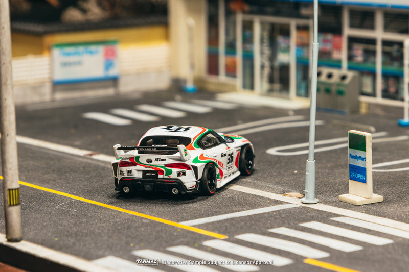 Chargez l'image dans la visionneuse de la galerie, TOYOTA SUPRA (A90) LB -WORKS CASTROL TRIBUTE 2024 TARMAC WORKS 1:64
