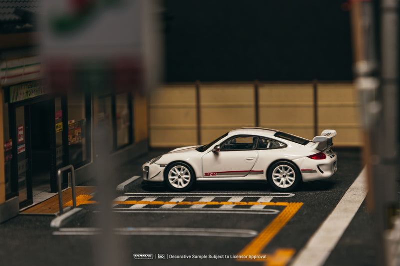 Load image into Gallery viewer, PORSCHE 991 (997) GT3 RS WHITE 2025 TARMAC WORKS 1:64
