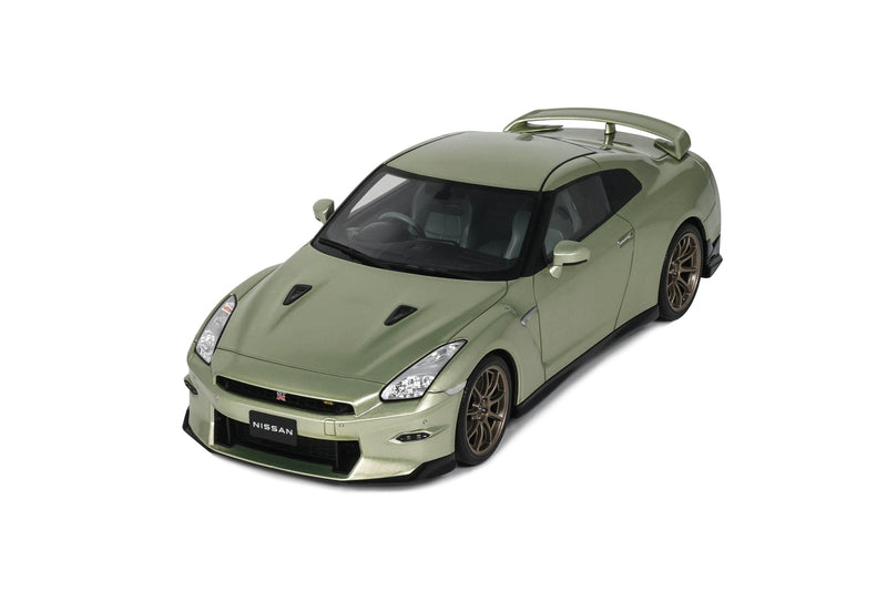 Load image into Gallery viewer, NISSAN GT-R (R35) PREMIUM EDITION T-SPEC MILLENNIUM JADE 2024 GT SPIRIT 1:18
