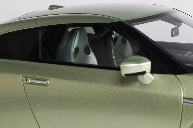 Load image into Gallery viewer, NISSAN GT-R (R35) PREMIUM EDITION T-SPEC MILLENNIUM JADE 2024 GT SPIRIT 1:18
