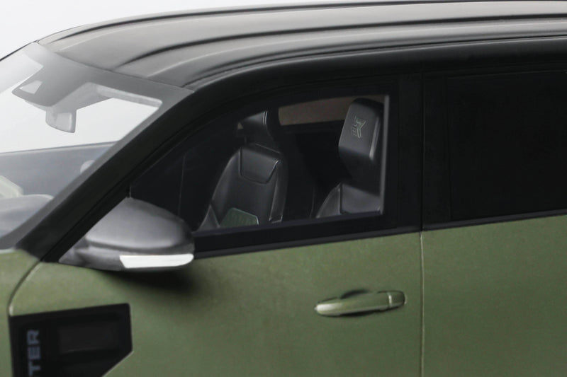 Load image into Gallery viewer, DACIA DUSTER REDUST SPORT 4X2 HYBRID GREEN 2025 OTTOmobile 1:18

