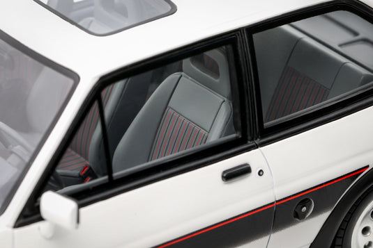 FORD FIESTA MK.1 XR2 DIAMOND WHITE 1981 OTTOmobile 1:18